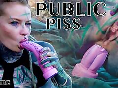 anuskatzz fucks jej tyłek publicznie z dużą zabawką