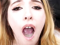 PremiumBukkake萨菲拉Yakkuza采访PP