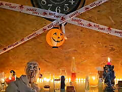 backstage halloween orgie hinter den kulissen