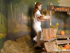 Thanksgiving Orgasm with Nicole Murkovski for ClubSweethearts