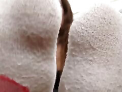 rieche an meinen stinkenden socken, du fußriecher!