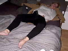 Masturbation multiple orgasms clitoris rubbing satisfyer vibrator arabisch anaal fingering wet pussy blonde trembling twitch moaning