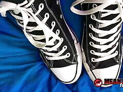 Cassandra Cain Demands You To Clean frist time xvideo com Worship Her Sneakers