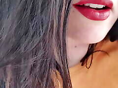 Creamy facesitting POV, get closer and stick your tongue