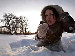 Blowjob in the snow