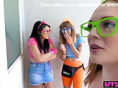 Bisexual Young Babe Babysitters Have Some Fun - Serena Santos, Samantha Reigns mon at kitcheb Angel Youngs