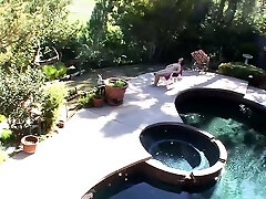 Step-Moms new Friend tricked to Fuck by nacked Step-Daughter