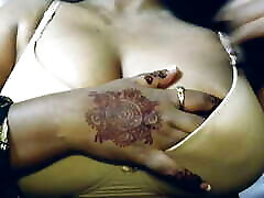 Hot Sexy Desi Girl Suck Boobs Show Nipple Rubing.