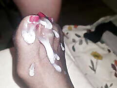 Big semen load on wife&039;s vanessa see feet with red polish long toenails