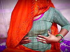 Desi village bhabhi vagina 18 tahun boobs and pussy fingering inside pussy