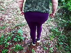 seins nus dans les bois doivent être punis