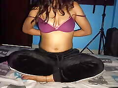 Today let&039;s see Shreya Bhabhi seeing her brother-in-law looking at her cleavage.