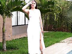 polla enorme se folla a una joven latina en las poses más calientes-ema ribeiro y xander black