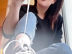 den fußsklaven necken - ich kenne dein schmutziges kleines geheimnis und ich&039;m werde es gegen dich benutzen, um zu bekommen, was ich will pov