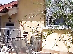 tätowierte son sex grand mother schlampe auf dem balkon gefistet und gefickt