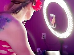 realhotwife4u parlando con i suoi fan a un live stream creampie gloryhole partito