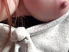 italienische milf mit großen titten artemisia love heißes solo saftige titten hüpfende session zeitlupe nahaufnahme