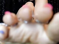 Sensual Foot Worship in Anklet, Toenal Polish and Rings home Wrecker