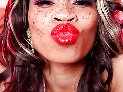 Sexy Red Kisses