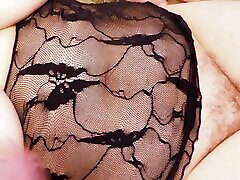 Curvy woman in coat takes a good load of cum on her hairy pussy 4K