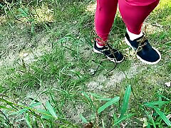 Completely naked in the cornfield the breasts beaten