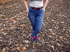 Milf Teasing Her Big see decoration com In Blue Jeans Outdoors