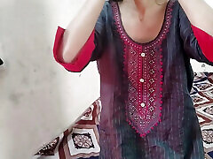 Bhabhi ko jabar dasti chodne me maza aa gya