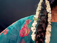 indisches tamilisches heißes mädchen chudidar entfernt ihren körper