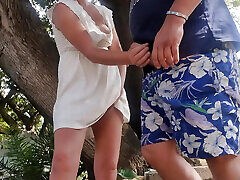 masturbazione cuming inside wife in giardino con il cognato