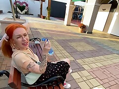 I Pick Up a Hottie and Dick Her Down in a Public Toilet
