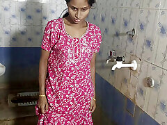 ASSAM xxxsexcom play HOT GIRL FARNITA SEX IN BATHROOM WITH HUSBEND