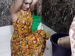 bhabhi ka große bobs daba kar dschabar dasti pela