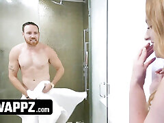 Daisy&039;s Dirty Secret: Stepdad&039;s Cock in Her Mouth and Pussy While Jayden Sees