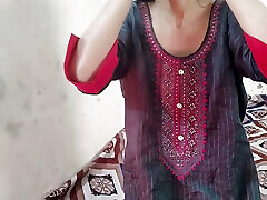 hermanastra ko vestido nuevo dilwa kar jabar dasti pela