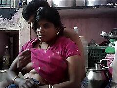 Indian village indian gay cuming in mouth brazzer hot xvidoes and housband hot kissing and enjoy movement
