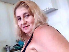 baise dans la cuisine partie ii