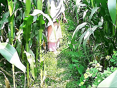 bhabhi mom son indian z devar na wolnym powietrzu pełny prawdziwy gorący indyjski desi bhabhi frist czas jungle mnie magal