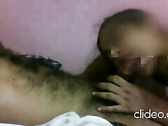 mallu tante blowjob mit ihrem lieblingskleid yellowbird
