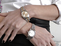 verschiedene uhren anprobieren, armbanduhren fetisch, joi lady victoria valente