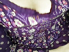 18 lat gorący bengalski desi bhabhi ke gorące cycki i ciasna cipka, bhabhi ki saat chudai kar piri raat chota bhabhi ki pokój mein