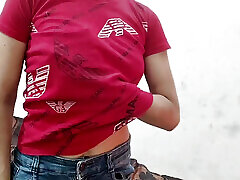 Cute desi girl ko gaao se utha kar hotel me jabar dasti pela