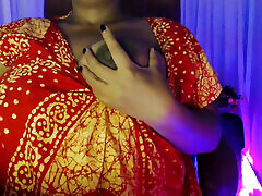 chaud petite pointy tits fille enceinte dame nue seins presse chatte montrer gode chatte putain