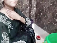 嫂子ko浴室我嗨pakad ke chod diya