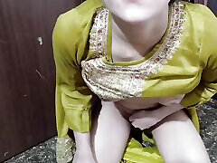 सेक्स करते हू सौतेली बहन को प्यार करते हैं चोदा