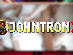 johntronx-une asiatique rousse me laisse baiser sa chatte rasée et la creampie en pov