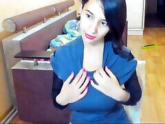 Myla angel Loves to Show Her yongr girl Hangers When She Is Home Alone!