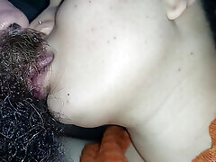 MOANING HORNY, WHILE LICKING AND KISSING THE NAUGHTY MOUTH OF THE BITCH WHO MASTURBATES HIS COCK