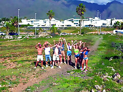 Swamebus Arrives in Tenerife