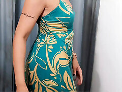 She Called a Stranger to the Fitting big tits teenager sexgames of the Store.