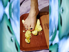 fußfetisch - zeitlupe bananen crush